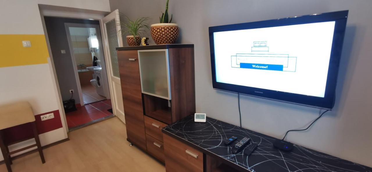 Smart Business Apartman Miskolc Esterno foto